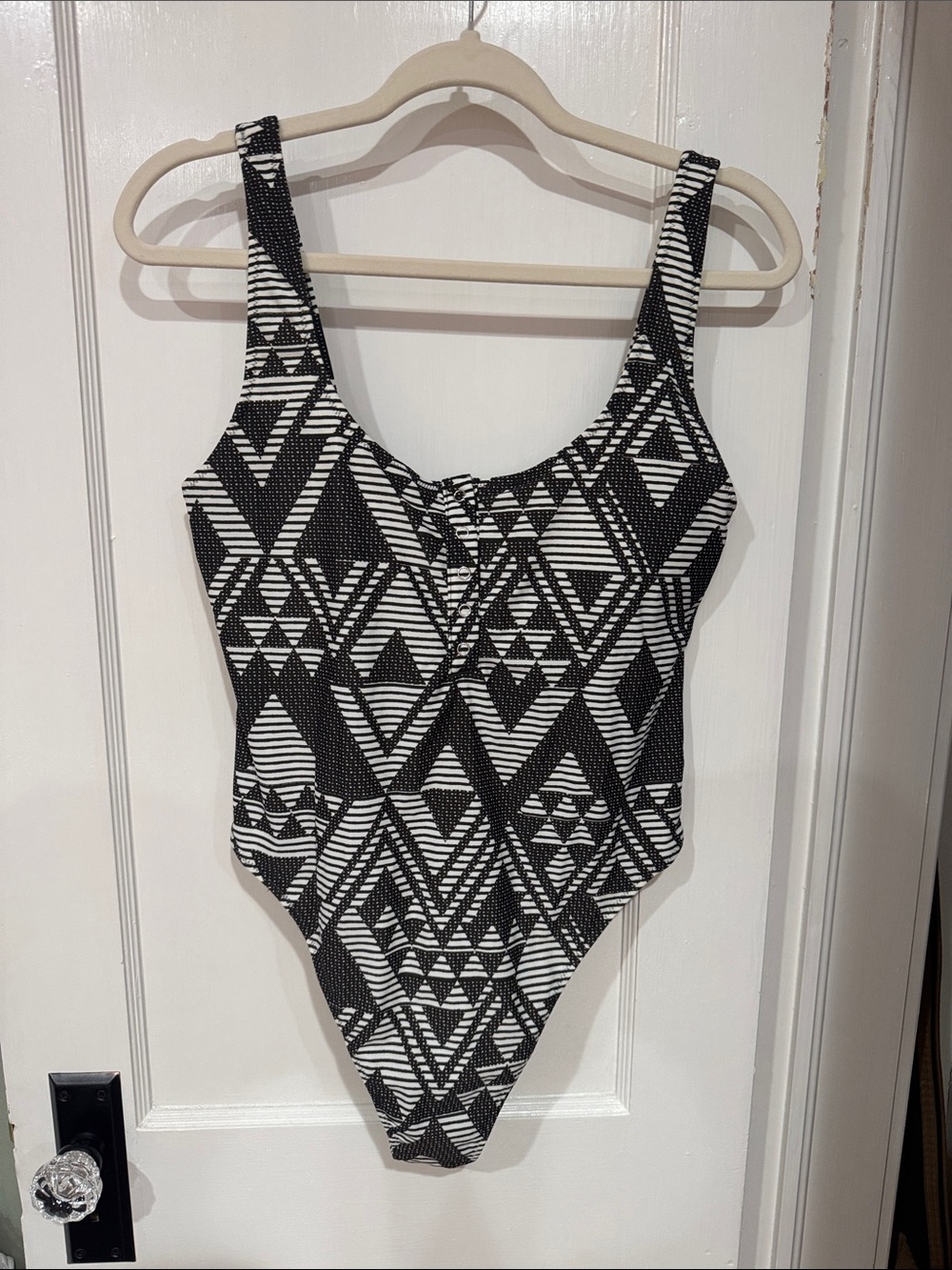 Women’s Aerie XL Black & White Geometric One-Piece Bodysuit